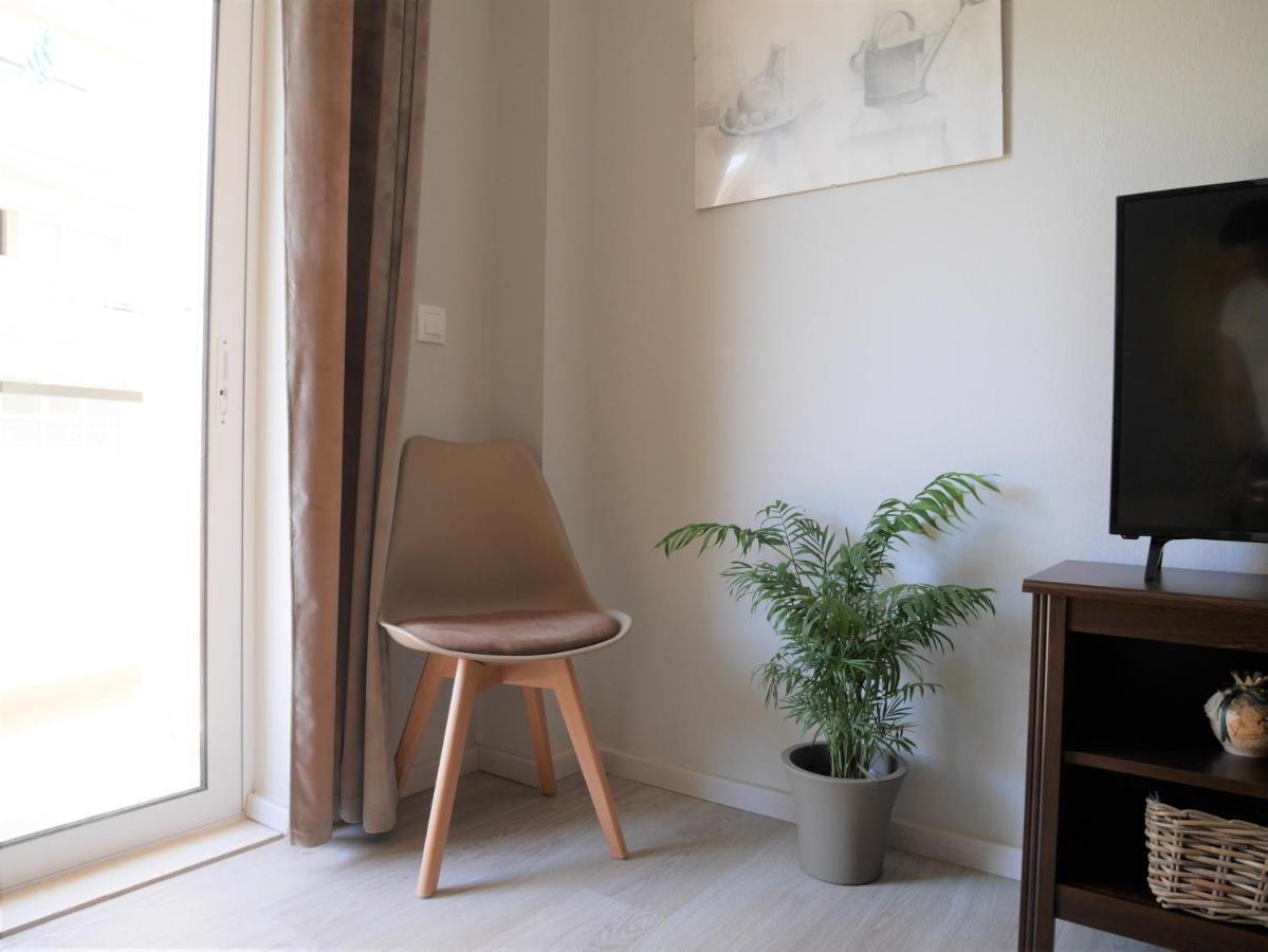Porto Plaza City Center Apartment Ac/Wifi كاندية المظهر الخارجي الصورة