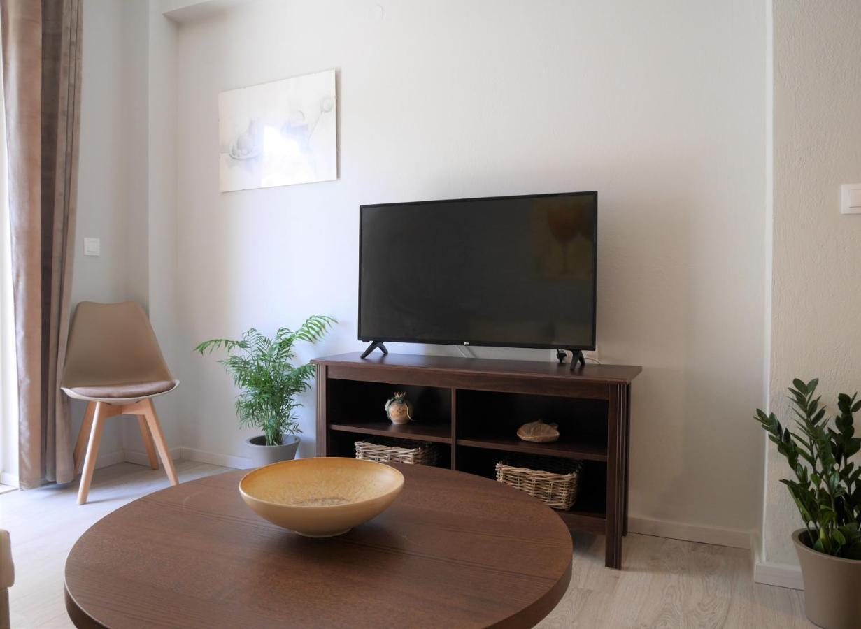 Porto Plaza City Center Apartment Ac/Wifi كاندية المظهر الخارجي الصورة